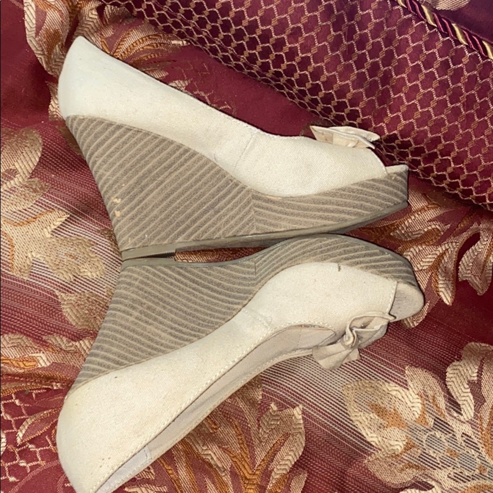 Women’s American Rag shoe